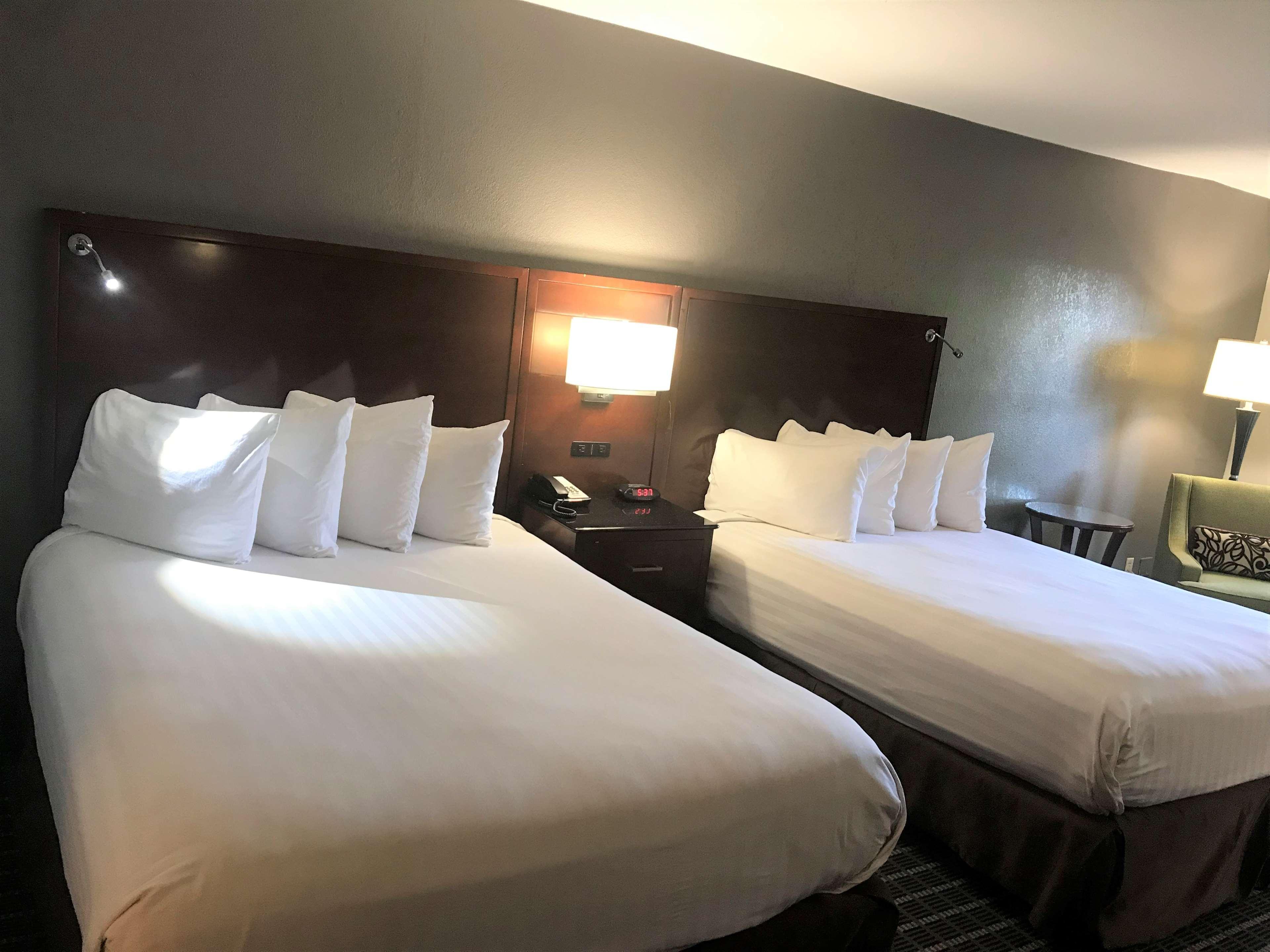 Surestay Plus Hotel By Best Western גרינווד מראה חיצוני תמונה