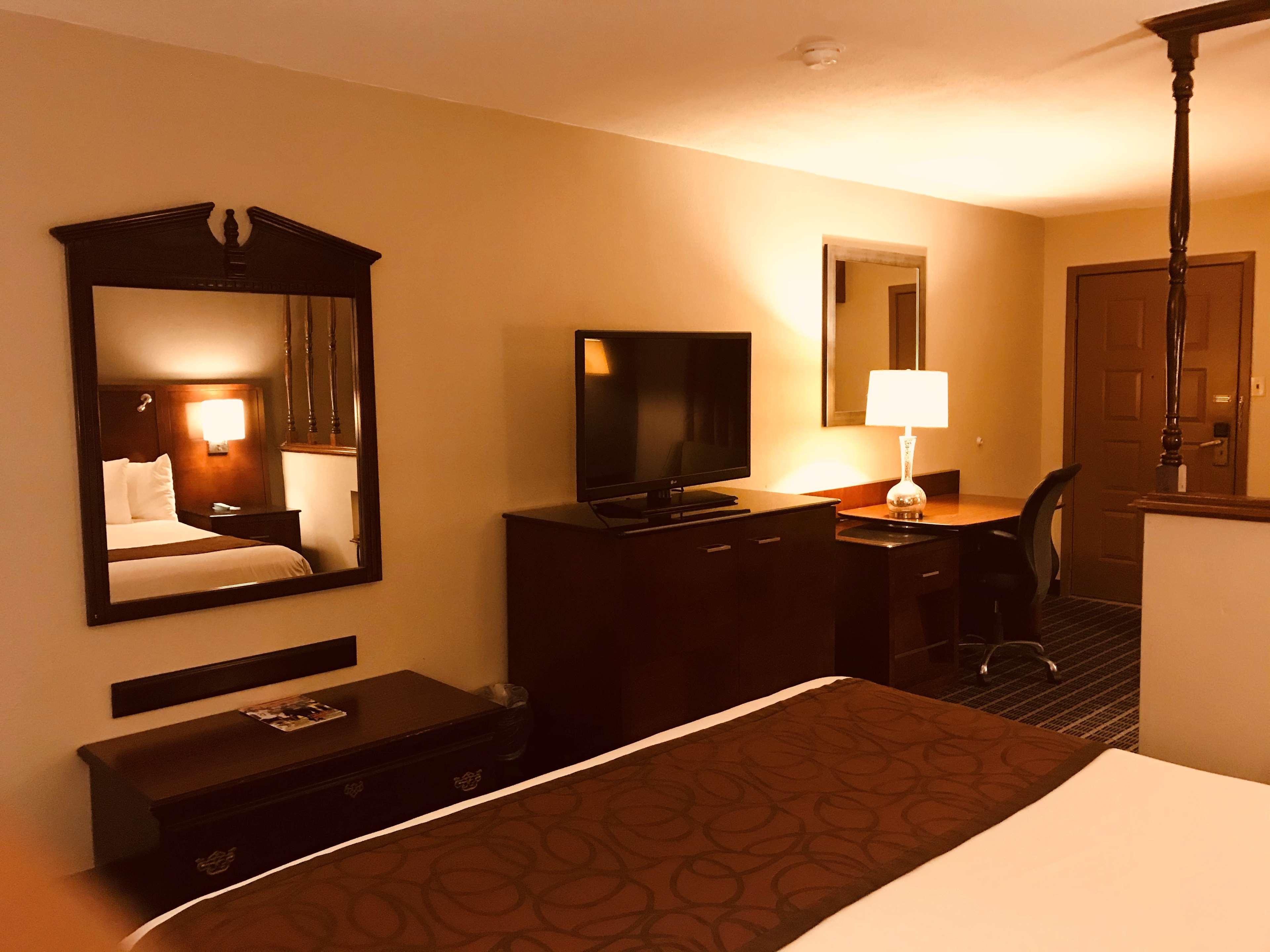 Surestay Plus Hotel By Best Western גרינווד מראה חיצוני תמונה